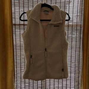 Columbia Sherpa Vest - size small